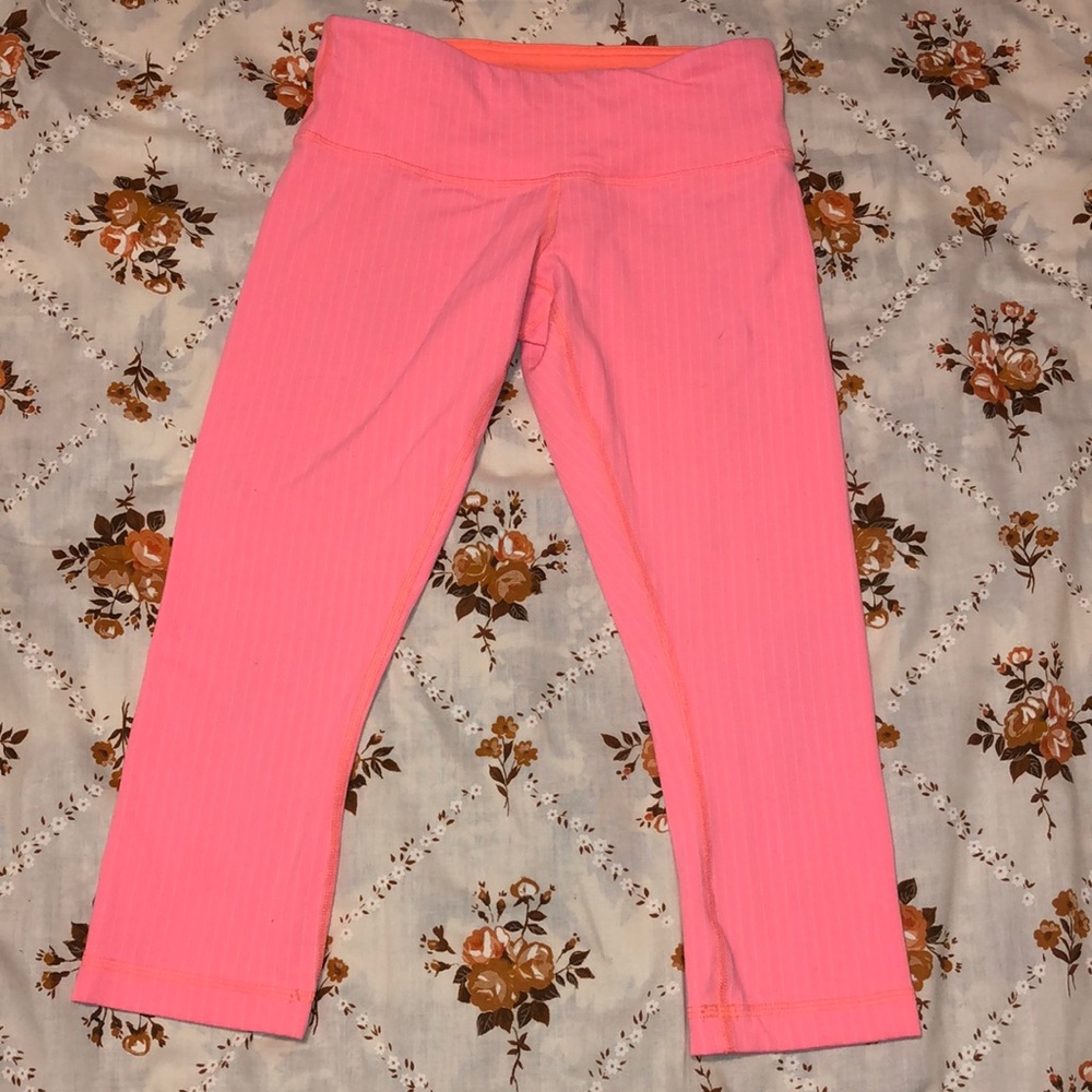 Lululemon cropped leggings